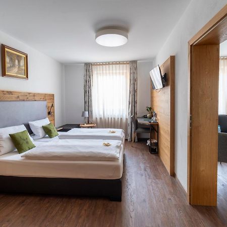 Hotel Zum Ehem. Koenigl. Bayr. Forsthaus Waldsassen Zewnętrze zdjęcie