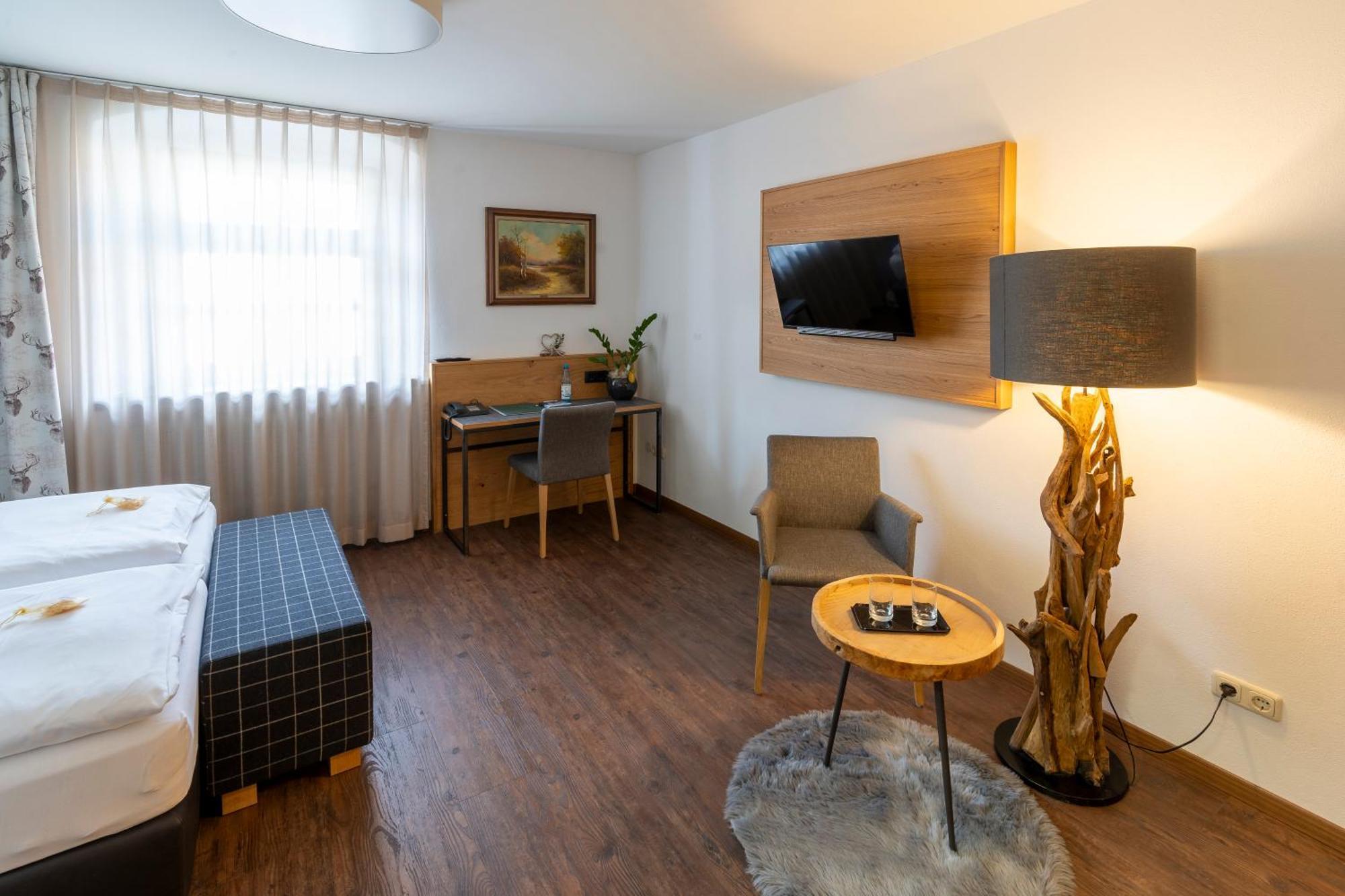 Hotel Zum Ehem. Koenigl. Bayr. Forsthaus Waldsassen Zewnętrze zdjęcie